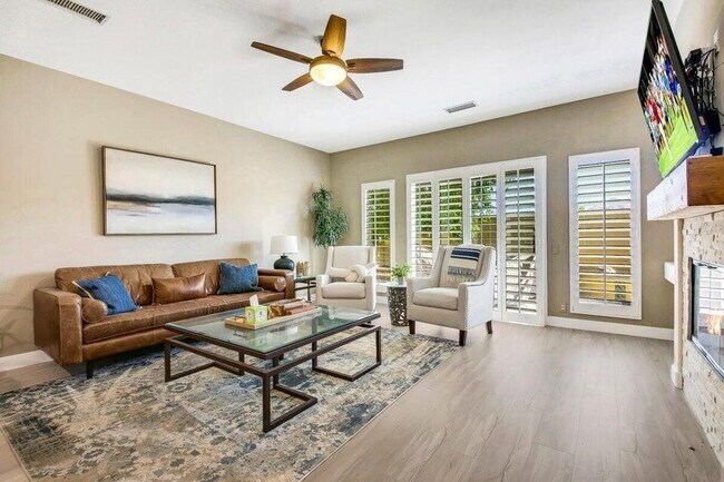 Building Photo - 78965 Vía Trieste