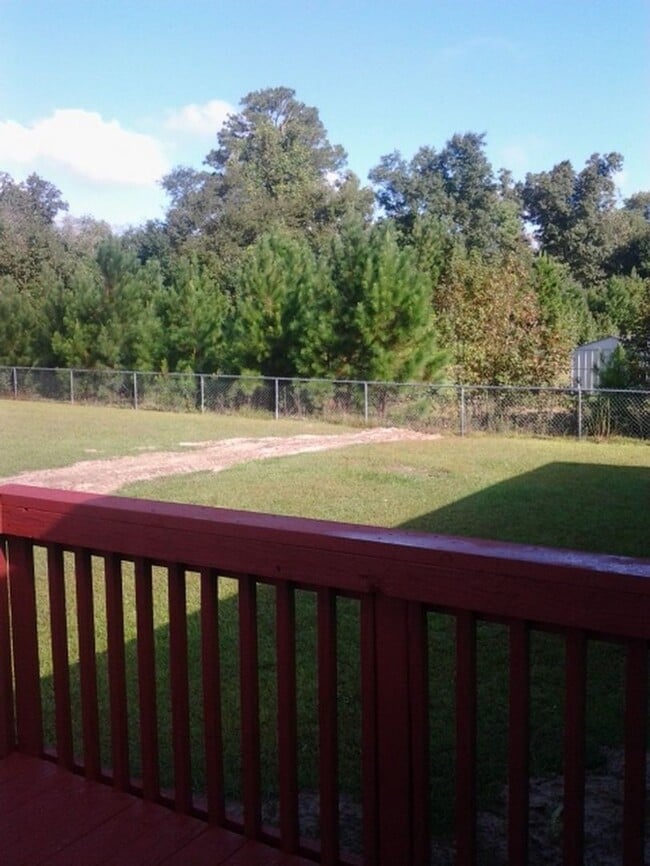 Building Photo - 123 Magnolia Gardens Dr