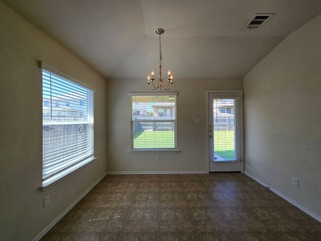 Building Photo - 4604 Black Forest Ln