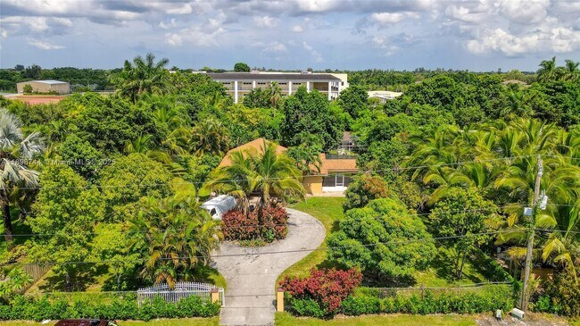 Building Photo - 5130 SW 208th Ln