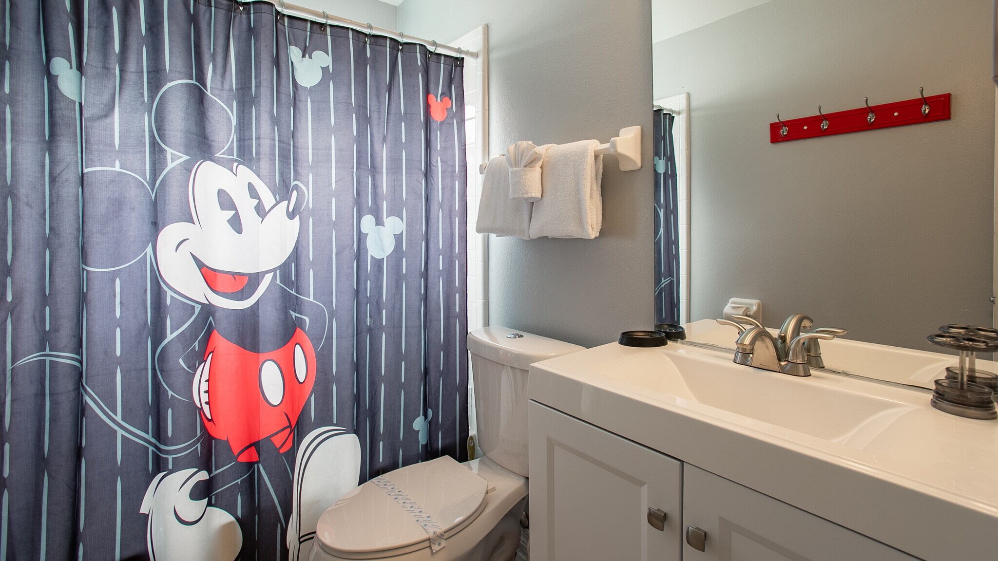 Building Photo - 7802 Laurel Oak Ln