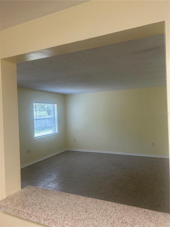 Building Photo - 2513 N Alafaya Trail