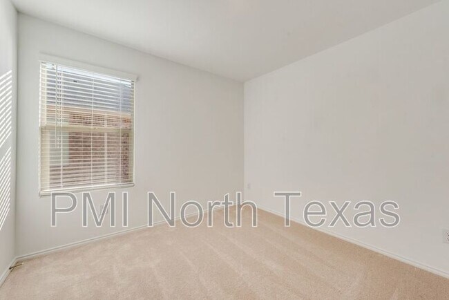 Building Photo - 1524 Clairborne Ct