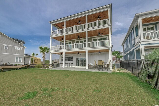 Building Photo - 455 Harbour View Dr