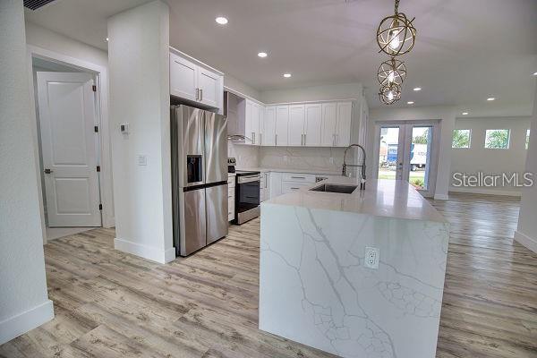 Building Photo - 17434 Oro Ct
