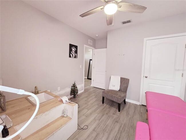 Building Photo - 3180 Royal Tern Dr