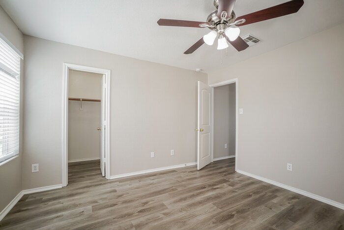 Building Photo - 7830 Ashland Springs Ln