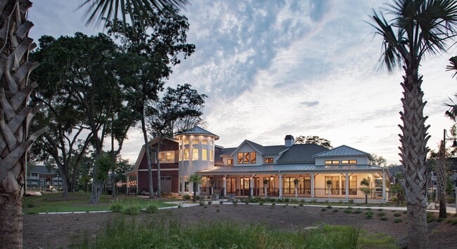 Primary Photo - 650 Enterprise Blvd