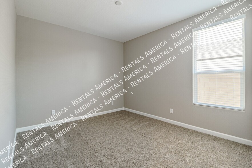 Building Photo - 8482 W Sonoma Way