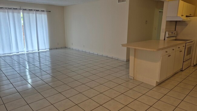 Building Photo - 11604 NW 29th St