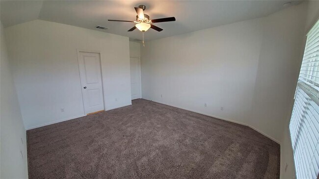 Building Photo - 120 Konik Rd