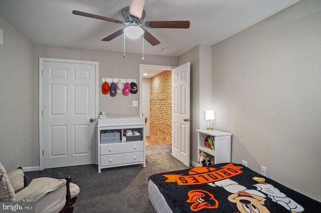 Building Photo - 1421 Race St