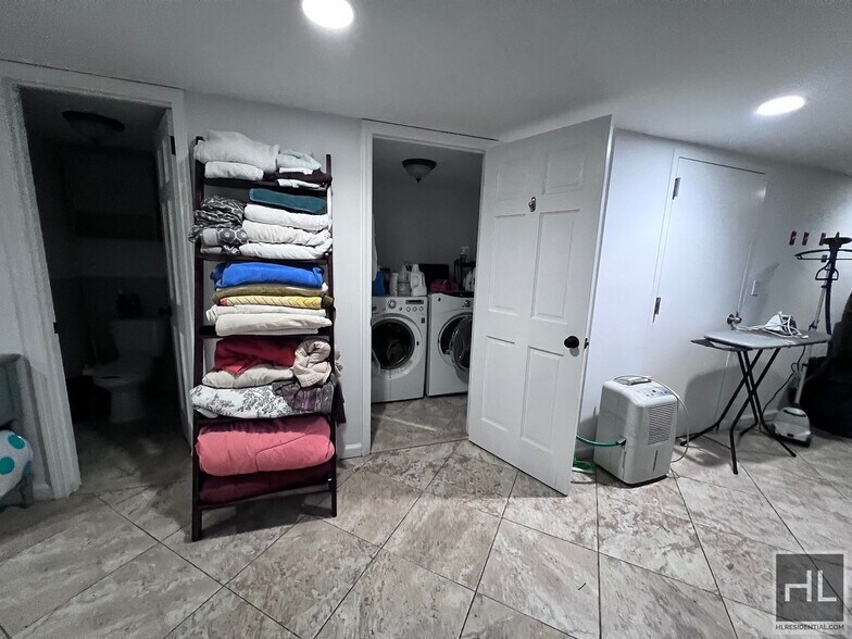 Building Photo - $7,000 | 2.5BR | 2BA | Prospect Heights Townhouse Duplex | Private Backyard | 1,500 SF | Original...