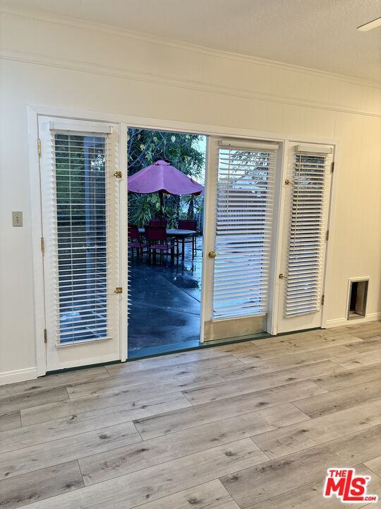 Building Photo - 15237 Del Gado Dr