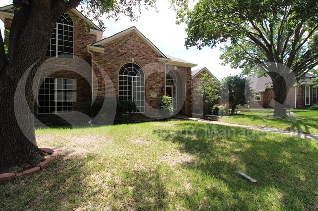 Building Photo - 3805 Stockport Dr