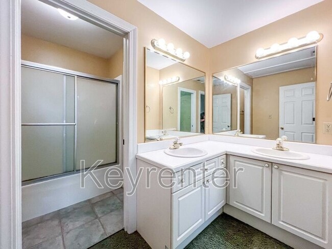 Building Photo - 112 Park Meade Dr