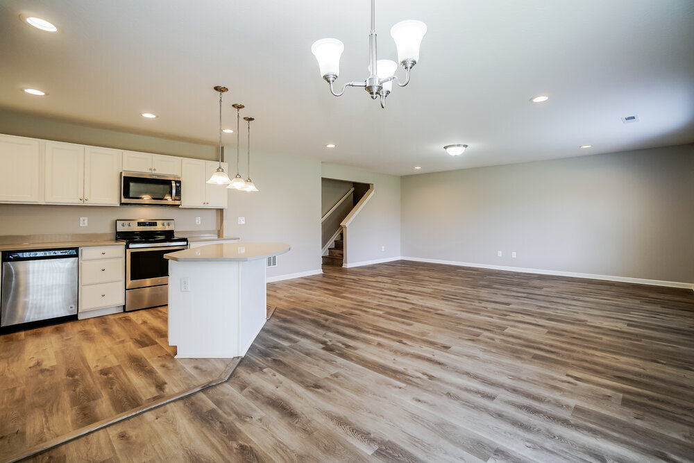Building Photo - 7500 Willow Leaf Dr
