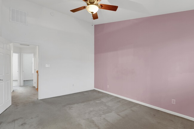 Building Photo - 131 Lady Bug Dr