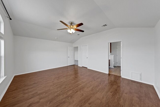Building Photo - 11526 Wayward Daisy