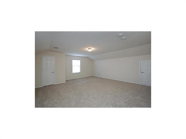 Building Photo - 1407 Hazelwood Dr