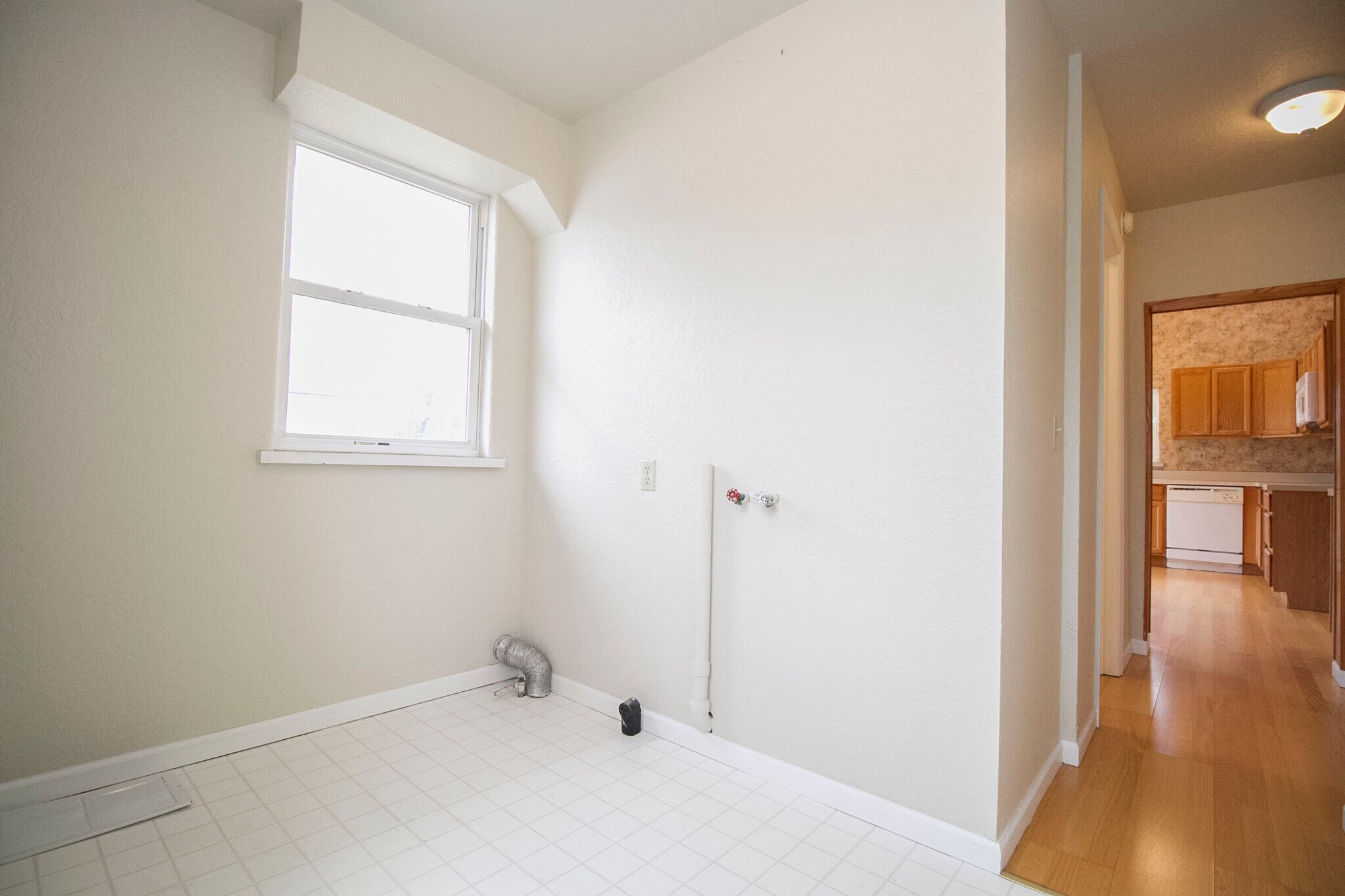 Building Photo - 6910 Brint Rd