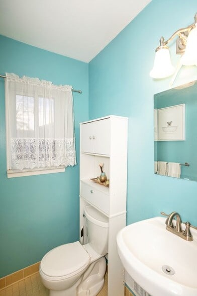 Building Photo - 28115 Little Mack Ave