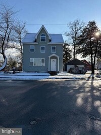 Building Photo - 111 E Barber Ave