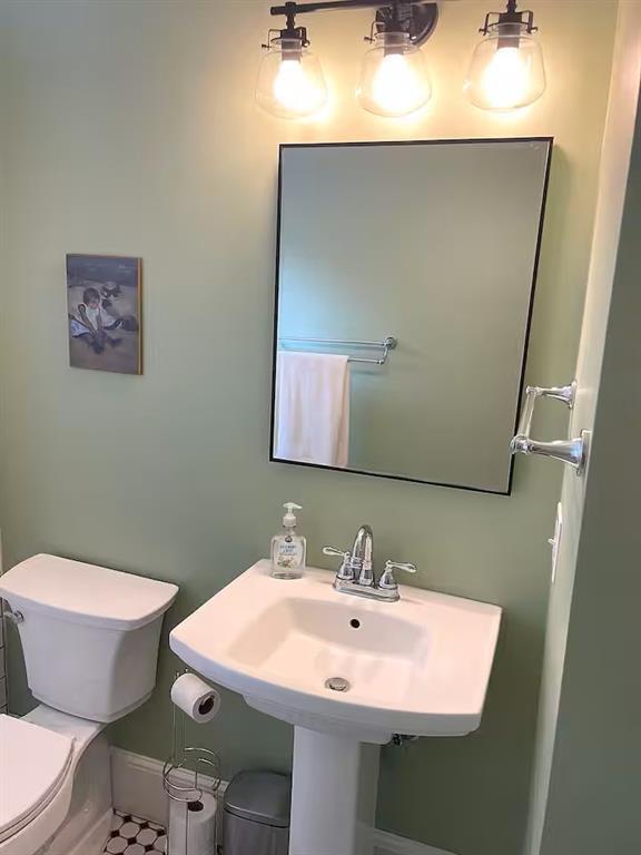 Building Photo - 41 Merton Rd