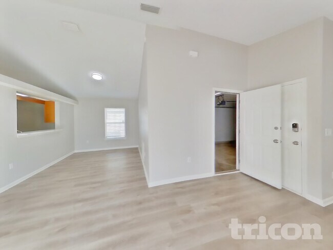 Building Photo - 4350 Jillian Dr