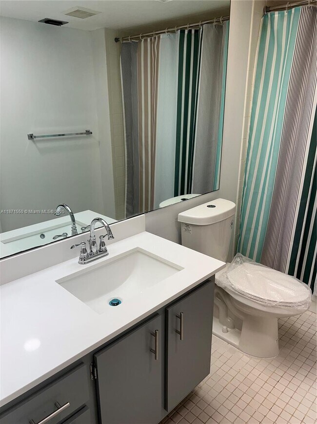 Building Photo - 1200 SW 125th Ave