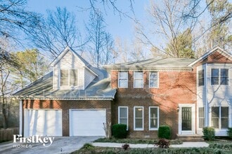 Building Photo - 5300 Oglethorpe Ct
