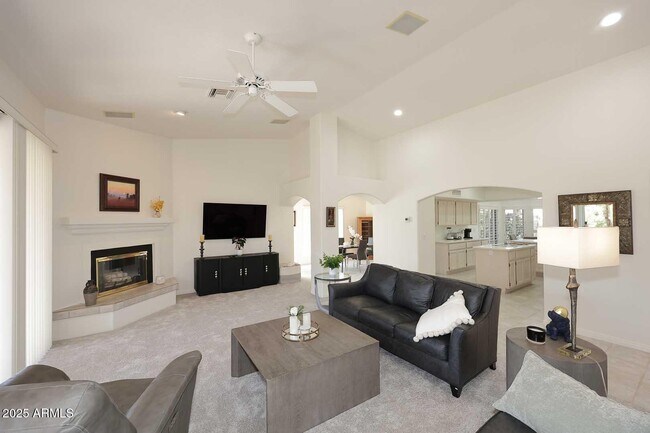 Building Photo - 18510 E Leather Ln