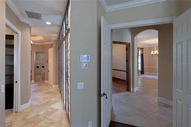 Building Photo - 1720 Brackenhurst Pl