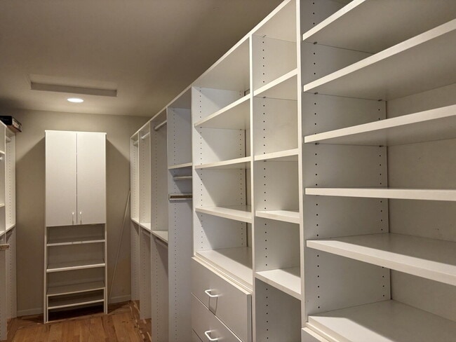 Building Photo - Amazing home in desirable Placerville neighborhood!