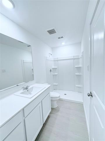Building Photo - 6234 Sanderling St