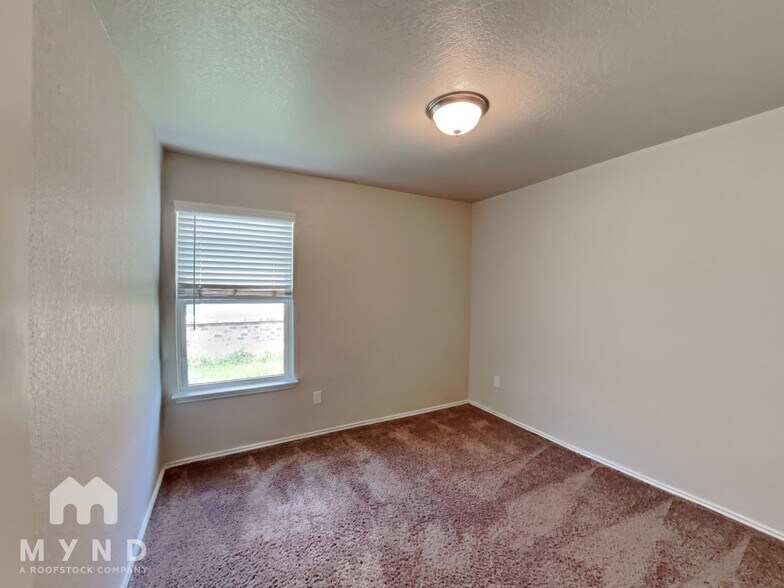 Building Photo - 7532 Rose Robin Run Ct