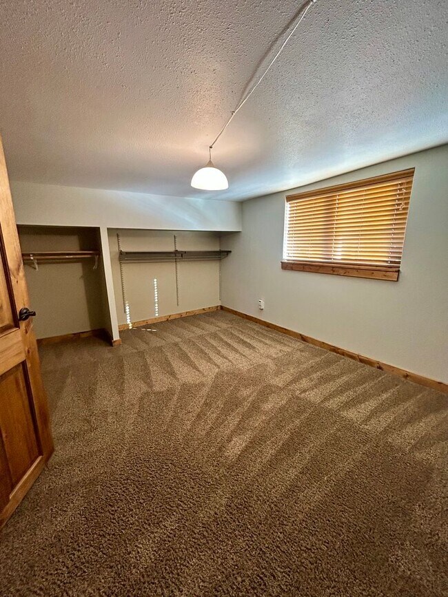 Building Photo - 8230 WA-903