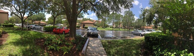 Building Photo - 14025 Fairway Island Dr