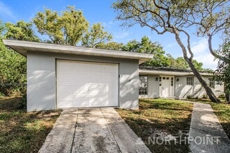 Building Photo - 4 BR/2BA | Newly Renovated Single Family Home | 1-Car Garage Parking | Fenced backyard