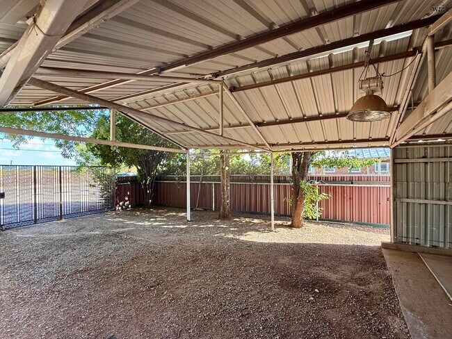 Building Photo - 5768 FM 1206