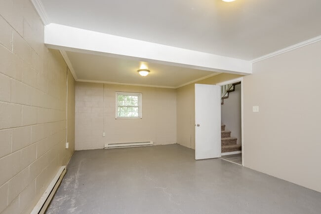 Building Photo - 816 Klyce St