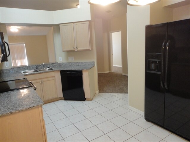 Building Photo - 11727 Brenford Crest Dr