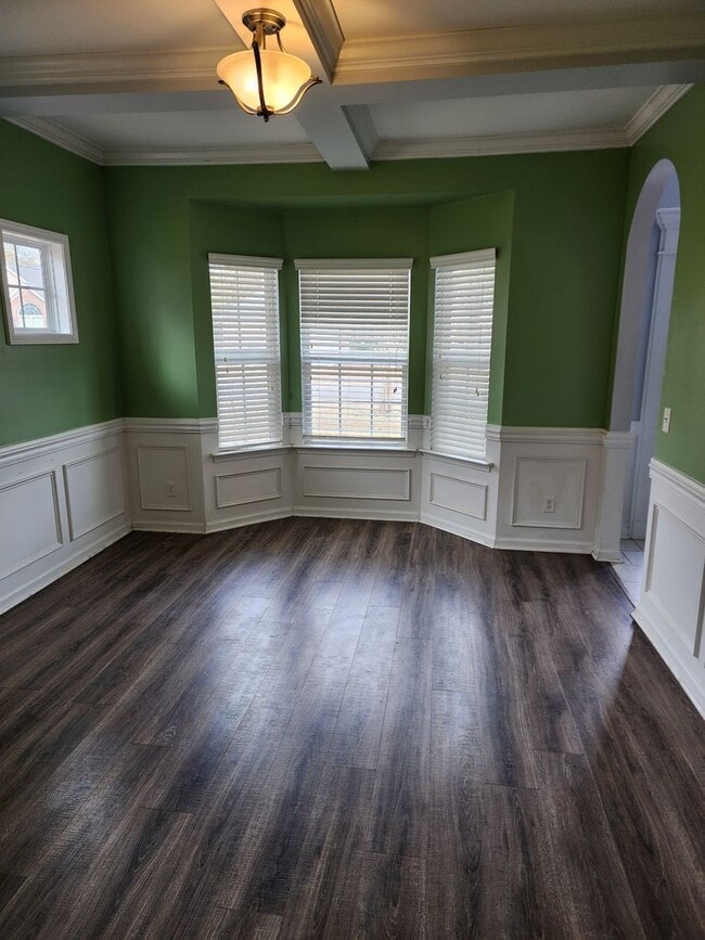 Building Photo - 1237 Peacock Trail