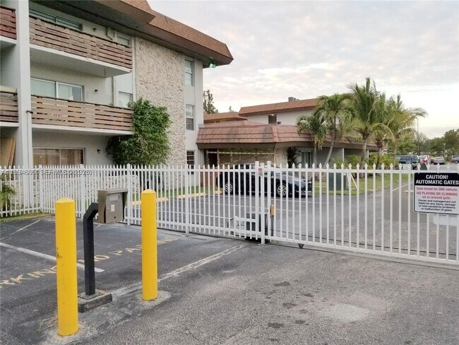 Building Photo - 7483 SW 82nd St