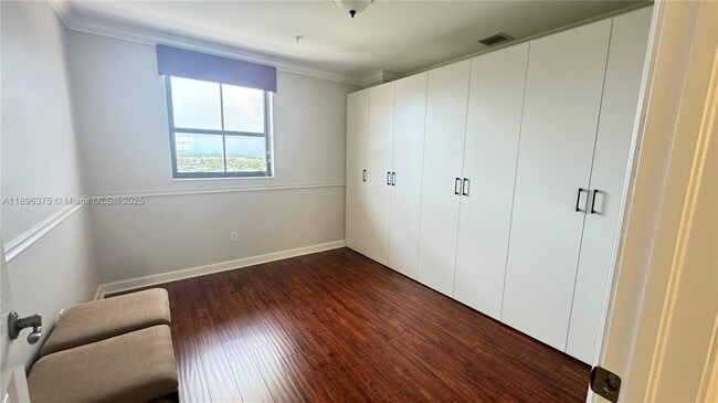 Building Photo - 8395 SW 73rd Ave