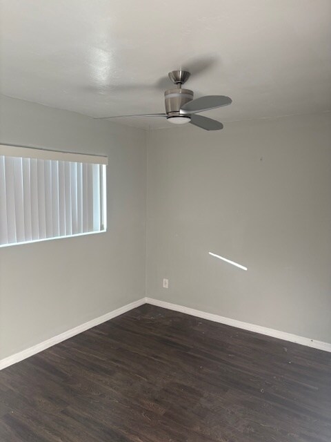Building Photo - 3672 Van Dyke Ave