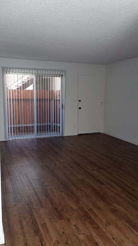 Building Photo - 6114 Whitsett Ave