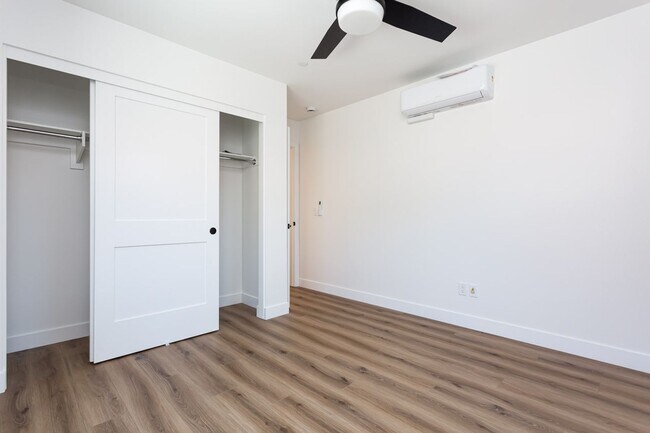 Building Photo - 2610-2612 Juan Street