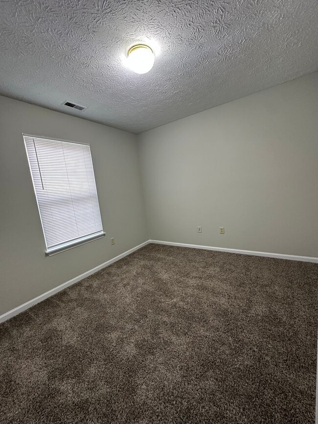 Building Photo - 3 Bedroom Home in West Lafayette - AVAILABLE IN FEBRUARY