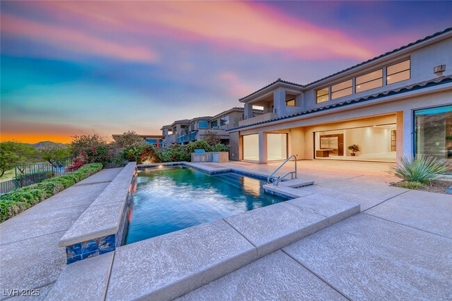 Building Photo - 72 Bella Lago Ave